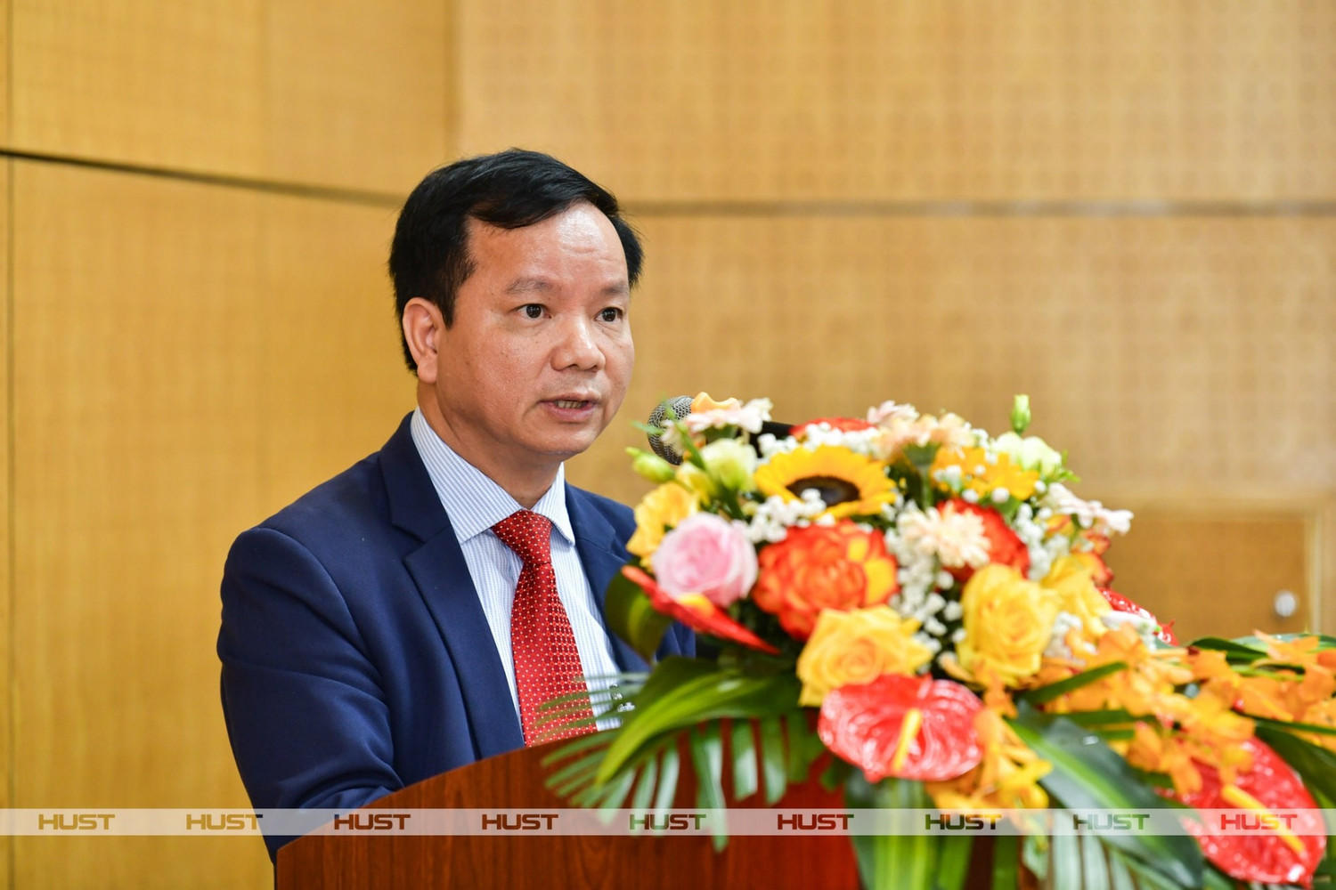 thay-yem-bach-khoa.jpg