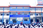 Hưởng ứng xã hội hóa, đầu tư 40 tỷ, tuyển được 20 HS vào 10, nhà đầu tư "khóc ròng"