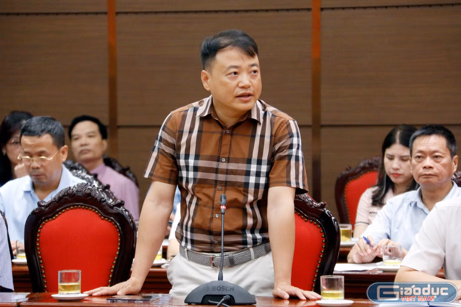 gdvn-hoa-binh-1.jpg
