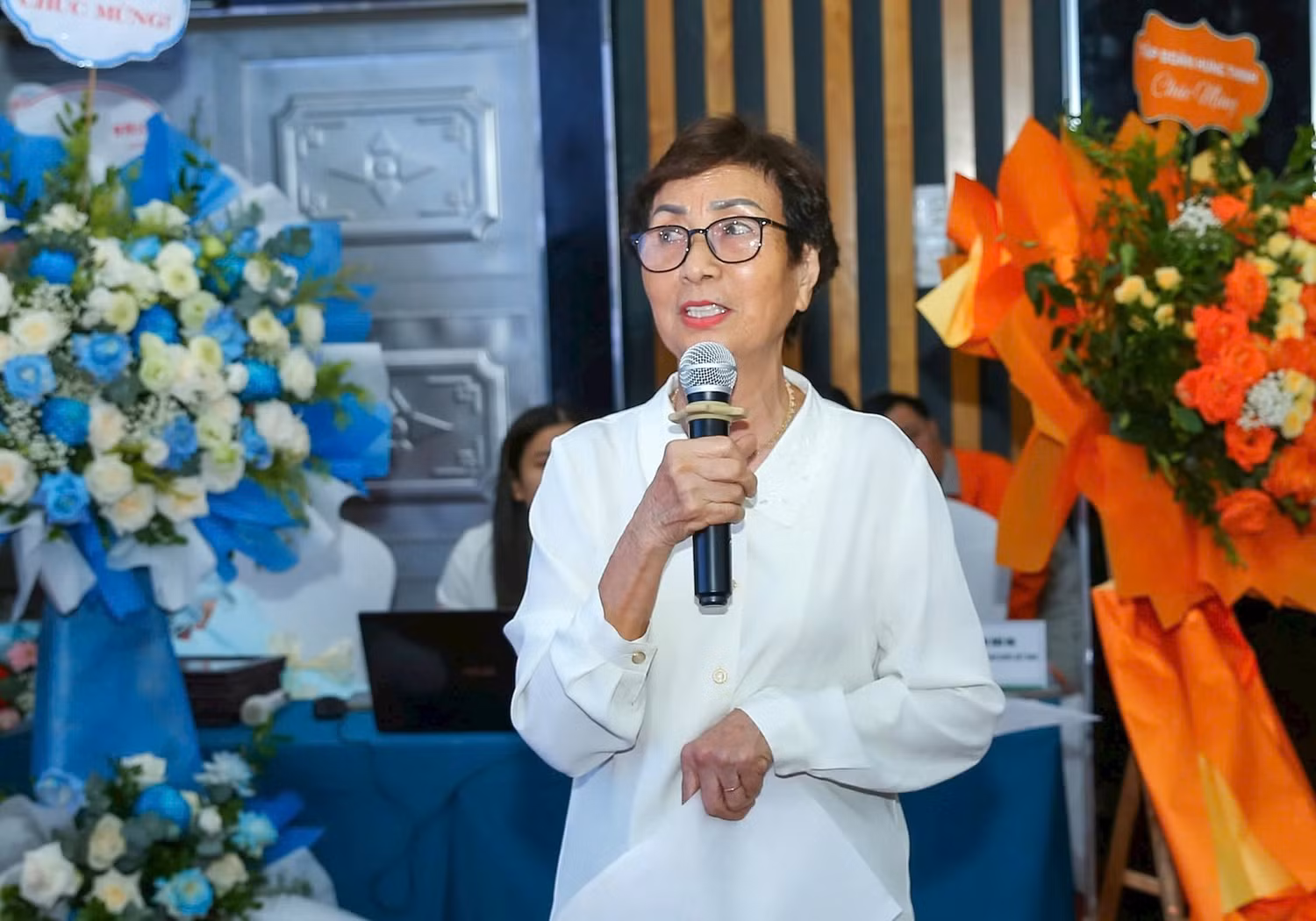 Phó Giáo sư, Tiến sĩ Bùi Thị An - Đại biểu Quốc hội khóa XIII, Viện trưởng Viện Tài nguyên, Môi trường và Phát triển cộng đồng chia sẻ tại Diễn đàn.