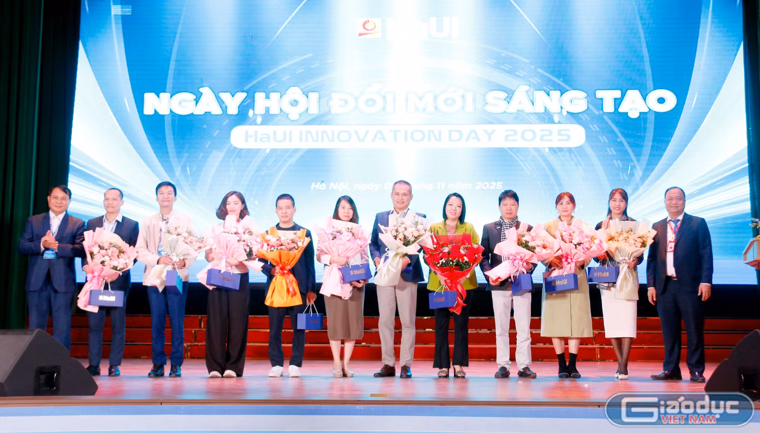 gdvn-tang-hoa-2a.jpg