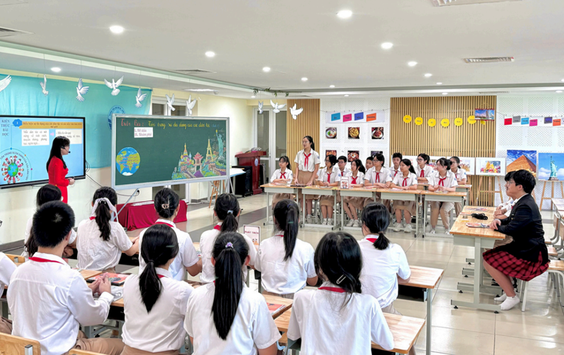 Ảnh minh họa: Website Trường Trung học cơ sở Chu Văn An (phường Việt Hưng, Hà Nội).