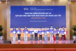 Hành trình nghị lực của sinh viên Lê Thị Huyền Trang vừa nhận học bổng loại Xuất sắc