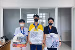 Trường Đại học Tài chính - Marketing hỗ trợ giảm học phí, trao học bổng cho học sinh vùng mưa lũ