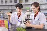 So sánh điểm chuẩn ngành Y khoa, Răng Hàm Mặt năm 2025 của nhiều trường đại học trên cả nước