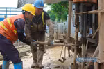 Hà Nội: Kỹ sư, công nhân tập trung khảo sát địa chất Dự án trục không gian Quốc lộ 1A