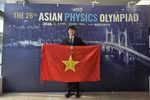 Em Tạ Ngọc Minh tại Kỳ thi Olympic Vật lí châu Á năm 2026. Ảnh NVCC