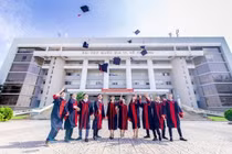 Trùng lặp bộ máy hành chính, ngành đào tạo bên trong đại học vùng/quốc gia gây phân tán nguồn lực