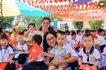 Sáng nay (5/9), các cơ sở giáo dục trên cả nước đồng loạt tổ chức lễ khai giảng năm học mới