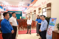 Hà Nội: Thanh niên "đi từng ngõ, gõ từng nhà" phổ cập kỹ năng số cho người dân
