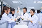 Từ “7 tiến sĩ” đến cấu trúc đào tạo đại học thực chất: Cần cách tiếp cận linh hoạt và có lộ trình
