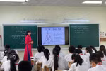 Lãnh đạo trường học góp ý về đề xuất thành lập Hội đồng tư vấn giáo dục cấp xã