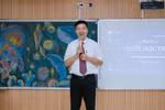 Thầy Hoàng Chí Sỹ - Hiệu trưởng Trường Trung học phổ thông Lưu Hoàng. Ảnh: NVCC