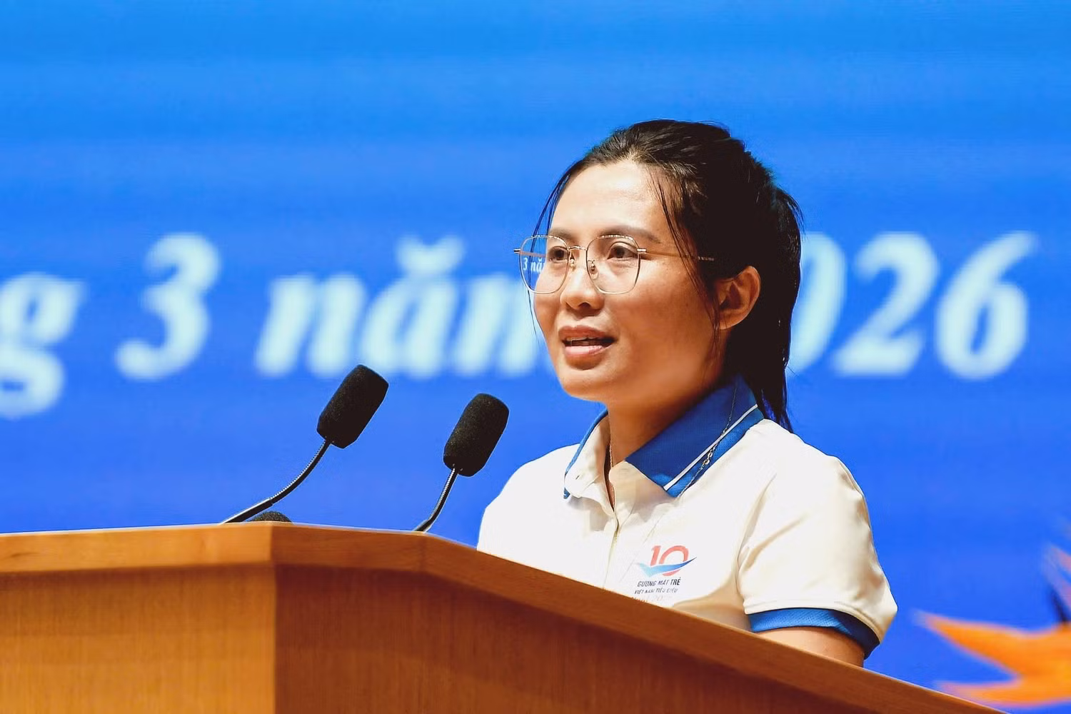 c-hang-1.jpg