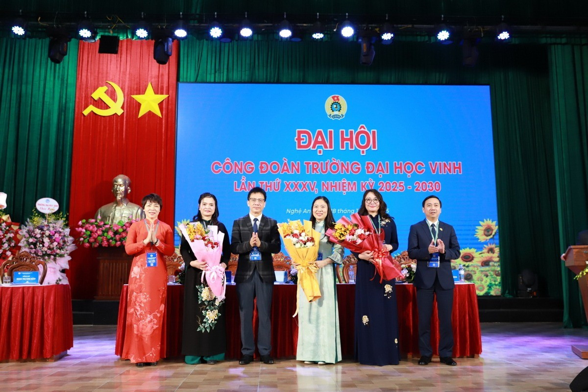 cong-doan-25-11zon.jpg