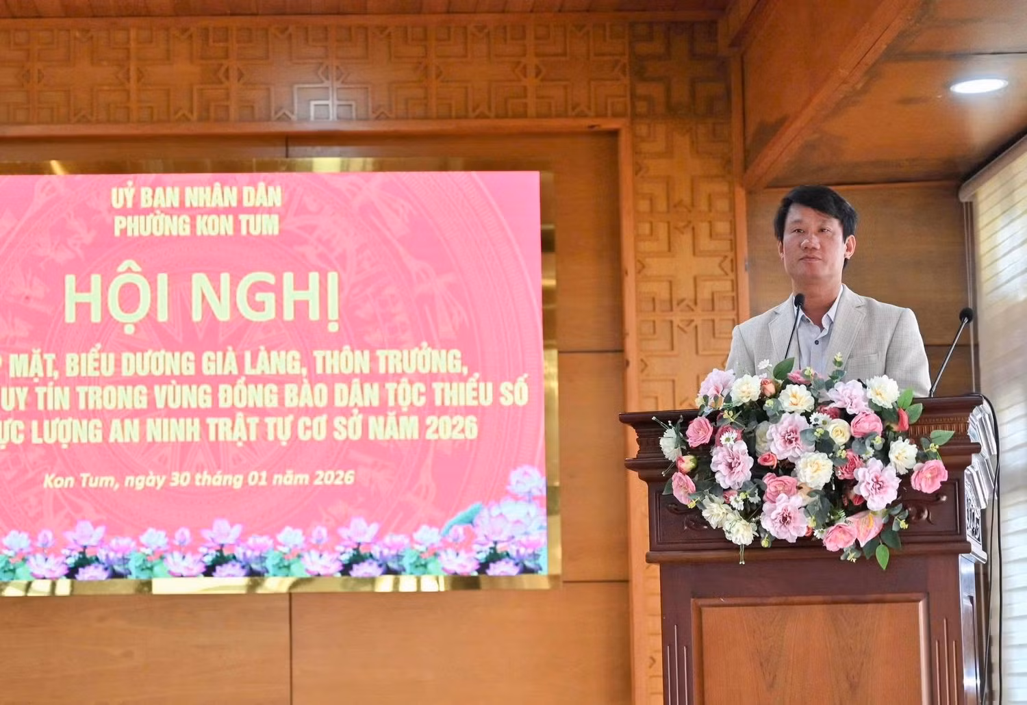 anh-hung.jpg