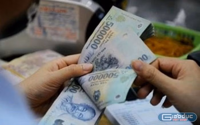 Một cá nhân nhận thưởng tết hơn 1 tỷ đồng dịp tết Nguyên Đán Tân Sửu (ảnh: VOV)