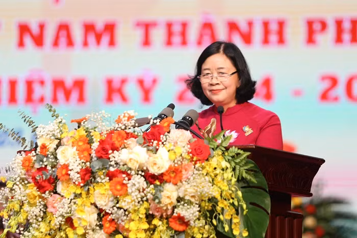 Bí thư Thành ủy Hà Nội Bùi Thị Minh Hoài phát biểu tại Đại hội. Ảnh: hanoi.gov.vn
