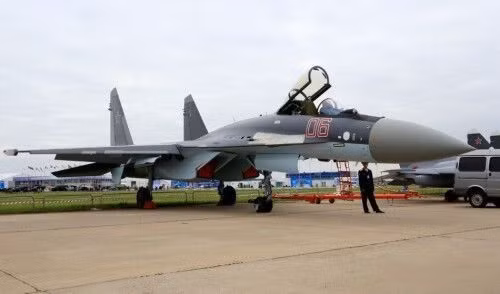 Máy bay chiến đấu Su-35 Nga Máy bay chiến đấu Su-35 Nga