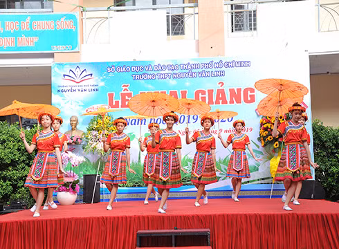 Lễ khai giảng ngày 5/9/2019 ở Trường Nguyễn Văn Linh, Quận 8, Thành phố Hồ Chí Minh (ảnh: CTV)