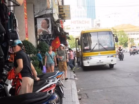 Cướp giật "đại náo" đường phố SG (P.2), Tin tức trong ngày, cuop giat, cuop cuong sat, te nan cuop giat o sai gon, bao, bao cong an, bao an ninh, vn