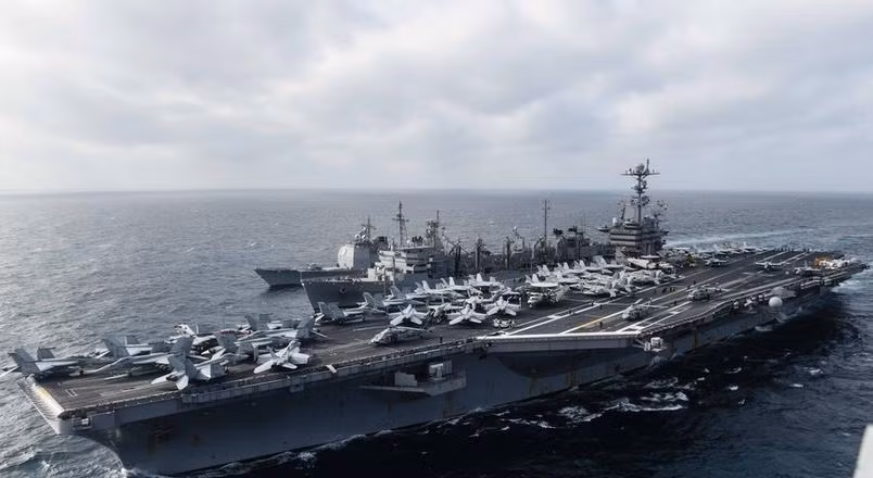 Hạm đội tàu sân bay USS John C. Stennis Hải quân Mỹ trên Biển Đông ngày 3/3/2016 Hạm đội tàu sân bay USS John C. Stennis Hải quân Mỹ trên Biển Đông ngày 3/3/2016