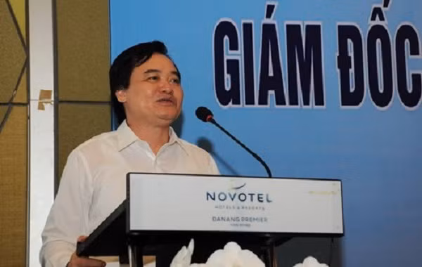 Bộ trưởng Bộ Giáo dục và Đào tạo Phùng Quang Nhạ phát biểu khai mạc hội nghị