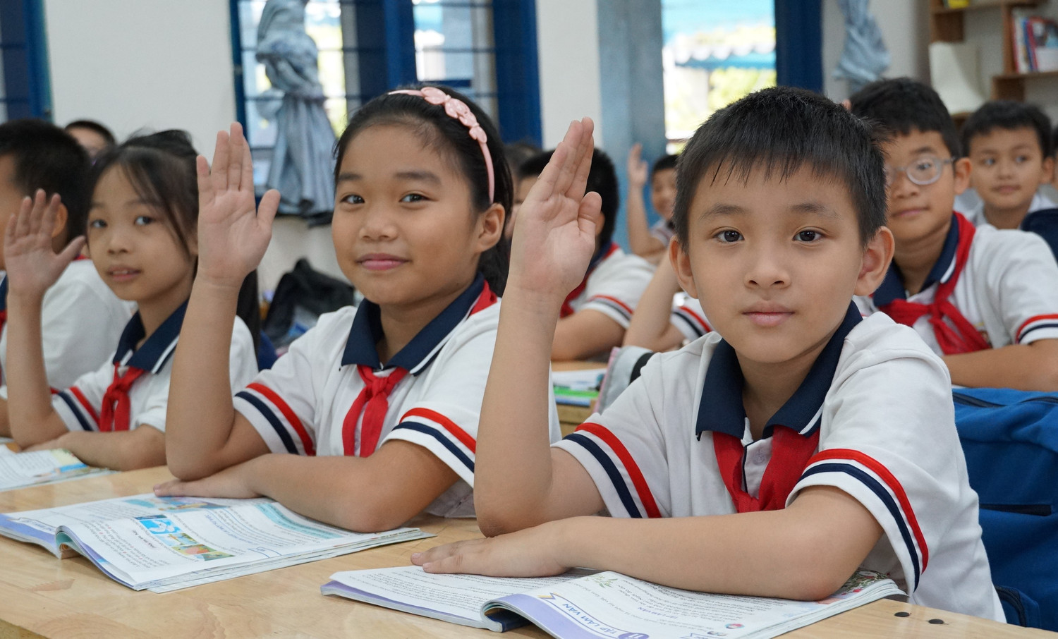 Mỗi tiết học đối với học sinh Trường Tiểu học Nguyễn Bá Ngọc là một trải nghiệm hạnh phúc (Ảnh: Phạm Linh) Mỗi tiết học đối với học sinh Trường Tiểu học Nguyễn Bá Ngọc là một trải nghiệm hạnh phúc (Ảnh: Phạm Linh)