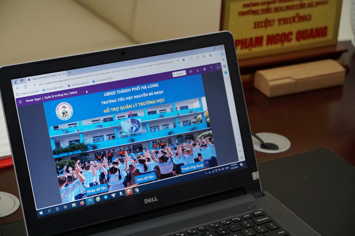 Trường Tiểu học Nguyễn Bá Ngọc đã xây dựng thành công hệ sinh thái dạy học và quản lý qua phần mềm Power Apps (Ảnh: Phạm Linh) Trường Tiểu học Nguyễn Bá Ngọc đã xây dựng thành công hệ sinh thái dạy học và quản lý qua phần mềm Power Apps (Ảnh: Phạm Linh)