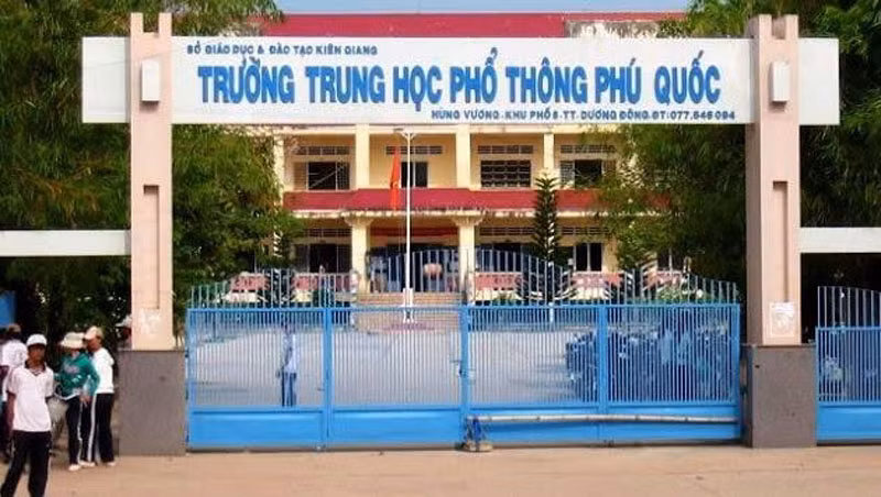 Ảnh trường Trung học phổ thông Phú Quốc.