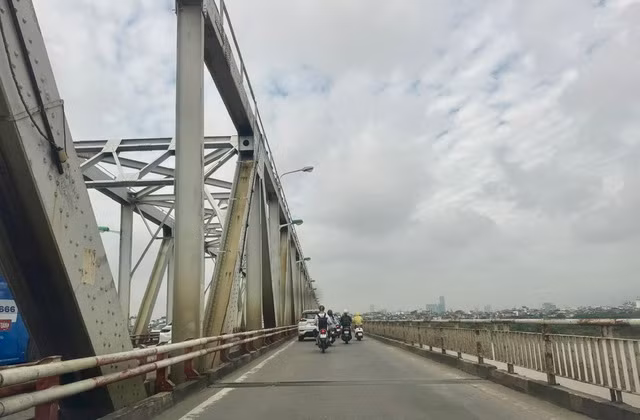 Dự kiến, Hà Nội chi khoảng hơn 3.000 tỷ đồng để cải tạo, thay thế cầu yếu, cầu tạm. Ảnh: VGP/Gia Huy
