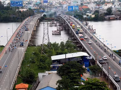 Hệ thống đường giao thông của Việt Nam vẫn chưa theo kịp được tốc độ phát triển Hệ thống đường giao thông của Việt Nam vẫn chưa theo kịp được tốc độ phát triển