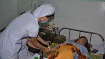 Cô giáo Mai đã được chuyển ra Bệnh viện Đa khoa Đà Nẵng điều trị. Ảnh: TT Cô giáo Mai đã được chuyển ra Bệnh viện Đa khoa Đà Nẵng điều trị. Ảnh: TT