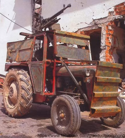Vũ trang hóa cả máy cày