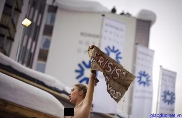 Phong trào FEMEN tại Davos, Thuỵ Sỹ Phong trào FEMEN tại Davos, Thuỵ Sỹ