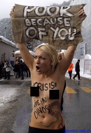 Phong trào FEMEN tại Davos, Thuỵ Sỹ Phong trào FEMEN tại Davos, Thuỵ Sỹ