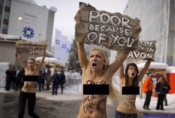 Phong trào FEMEN tại Davos, Thuỵ Sỹ Phong trào FEMEN tại Davos, Thuỵ Sỹ