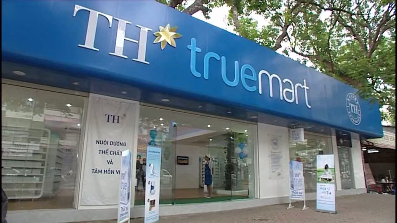Chuỗi siêu thị sữa TH true MILK nổi bật tại nhiều thành phố. Ảnh: T.H Chuỗi siêu thị sữa TH true MILK nổi bật tại nhiều thành phố. Ảnh: T.H
