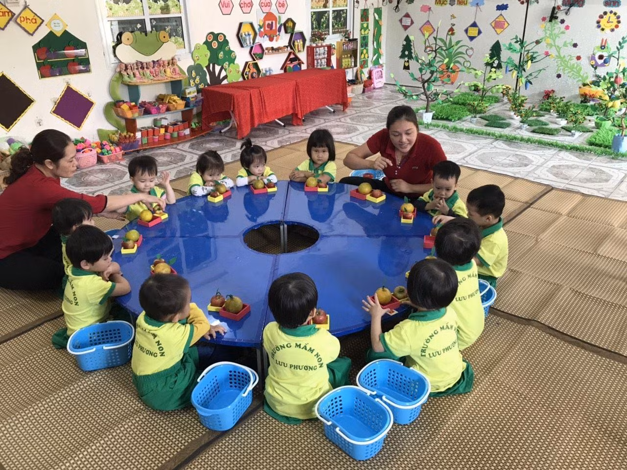Các em học sinh Trường Mầm non Lưu Phương trong giờ học (Nguồn: Trường Mầm non Lưu Phương).