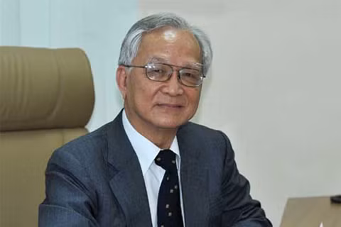 Chuyên gia kinh tế Bùi Kiến Thành Chuyên gia kinh tế Bùi Kiến Thành