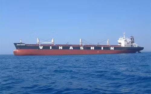 Theo thống kê, thời kỳ cao điểm năm 2007, tổng số lao động của Vinashin lên tới 70.000 người, đến đầu năm 2010 chỉ còn 54.000 người và đầu năm 2012 chỉ còn 34.000 người và tháng 8/2012, chỉ còn 30.000 người - Ảnh minh họa.