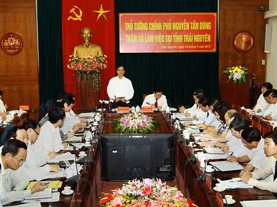 Thủ tướng Nguyễn Tấn Dũng làm việc với lãnh đạo tỉnh Thái Nguyên. Ảnh: Doãn Tấn – TTXVN. Thủ tướng Nguyễn Tấn Dũng làm việc với lãnh đạo tỉnh Thái Nguyên. Ảnh: Doãn Tấn – TTXVN.