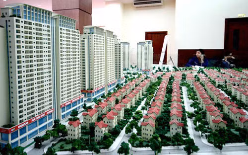 Số liệu thống kê của 30 người giàu nhất Việt Nam trên sàn chứng khoán có trên 26% từ đất đai. Số liệu thống kê của 30 người giàu nhất Việt Nam trên sàn chứng khoán có trên 26% từ đất đai.