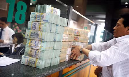 Tại sao hay xuất hiện tin đồn đổi tiền?