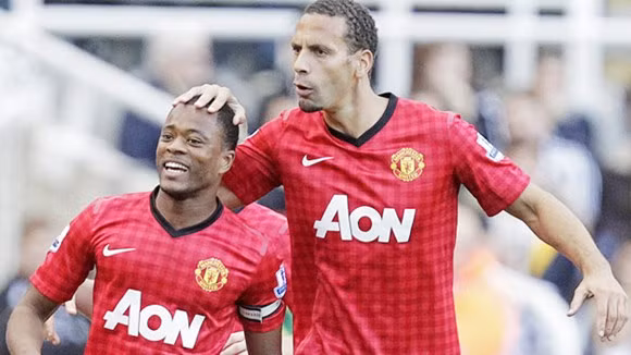 Ferdinand và Evra cần những truyền nhân. Ferdinand và Evra cần những truyền nhân.