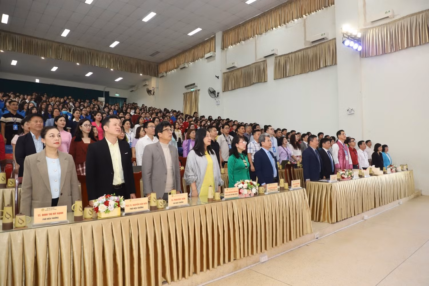 Lễ Kỷ niệm Ngày Công tác Xã hội Việt Nam lần thứ 9 được tổ chức tại Hội trường Hữu Nghị, Trường Đại học Sư phạm – Đại học Đà Nẵng.