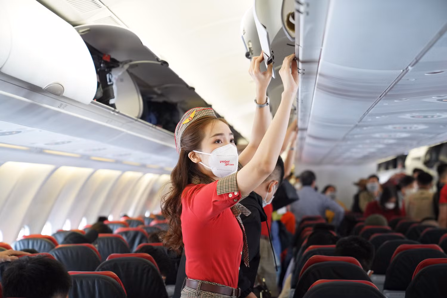 Những chuyến bay đầy ắp nụ cười và niềm vui mùa xuân của Vietjet đang chờ đón tất cả quý hành khách
