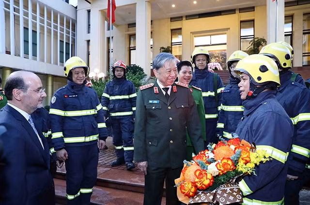 Những "sứ giả" hòa bình sẽ để lại hình ảnh đẹp trong lòng nhân dân hai nước Thổ Nhĩ Kỳ và Syria cũng như trong lòng bạn bè quốc tế.