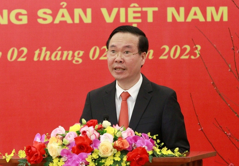 Đồng chí Võ Văn Thưởng Ủy viên Bộ Chính trị, Thường trực Ban Bí thư đã ký ban hành Kết luận số 48-KL/TW của Bộ Chính trị về tiếp tục thực hiện sắp xếp đơn vị hành chính cấp huyện, cấp xã giai đoạn 2023 - 2030. Đồng chí Võ Văn Thưởng Ủy viên Bộ Chính trị, Thường trực Ban Bí thư đã ký ban hành Kết luận số 48-KL/TW của Bộ Chính trị về tiếp tục thực hiện sắp xếp đơn vị hành chính cấp huyện, cấp xã giai đoạn 2023 - 2030.