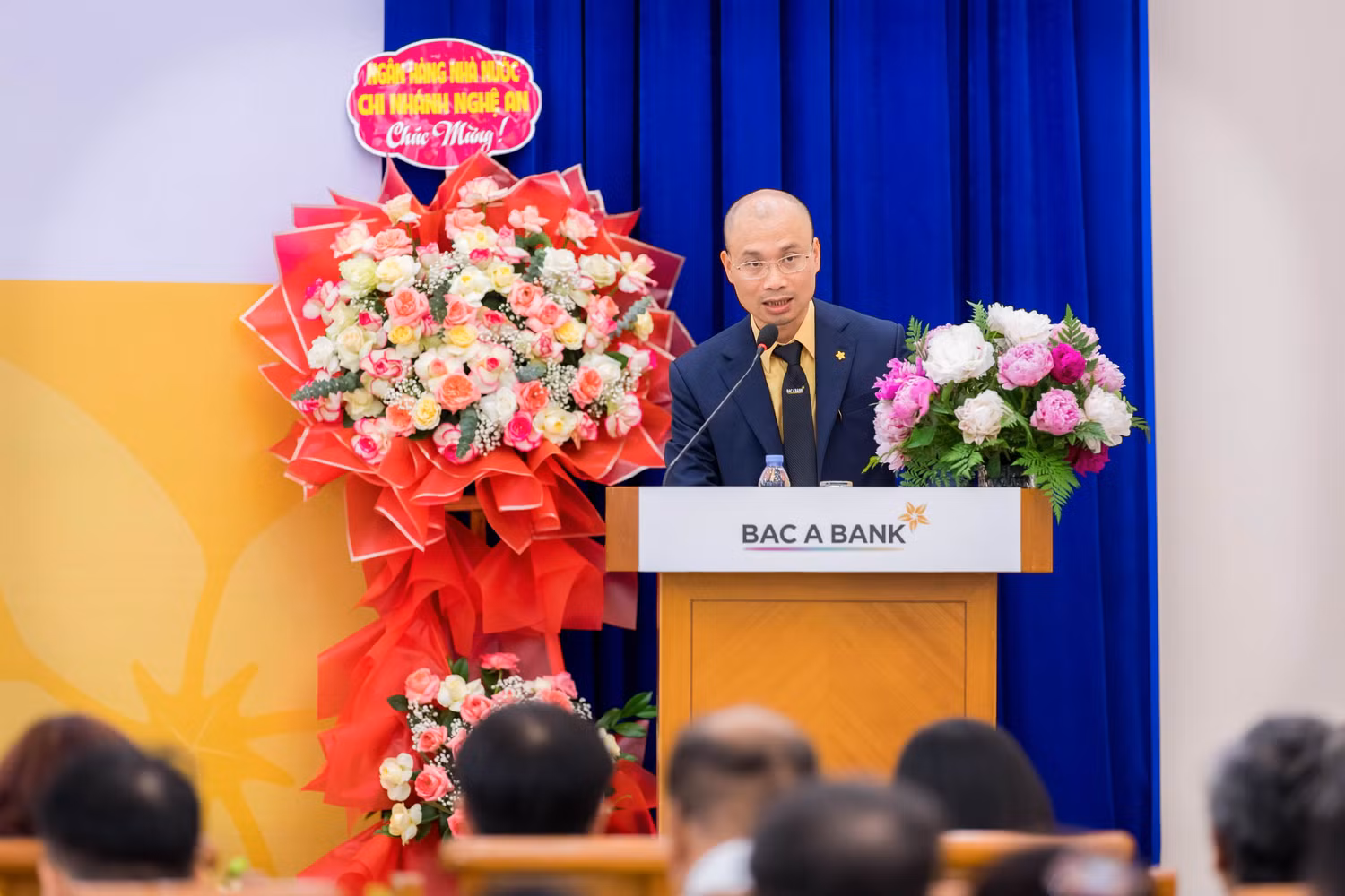 Phó Tổng Giám đốc Chu Nguyên Bình điều hành Đại hội